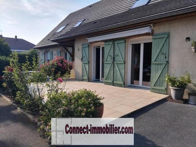 Maison 8 pièces 182 m²