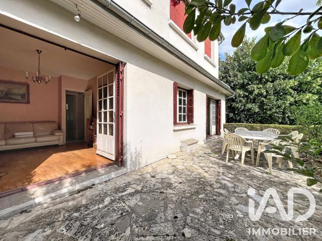 Maison 8 pièces 183 m²