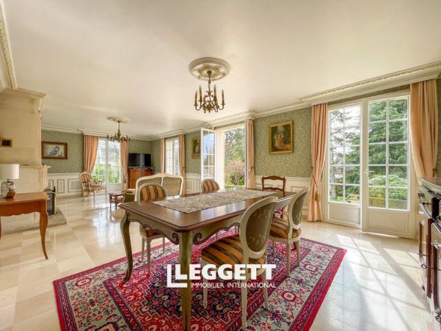 Maison 8 pièces 183 m²