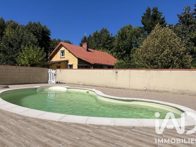 Maison 8 pièces 183 m²