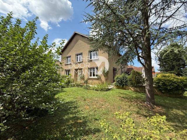 Maison 8 pièces 183 m²