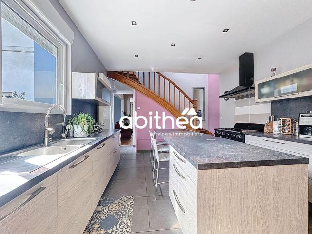 Maison 8 pièces 183 m²