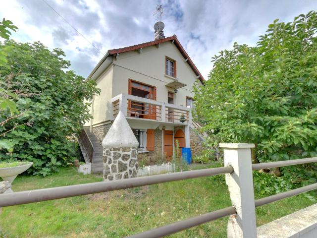 Maison 8 pièces 183 m²