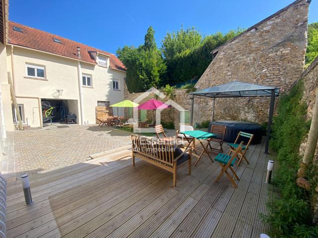 Maison 8 pièces 194 m²