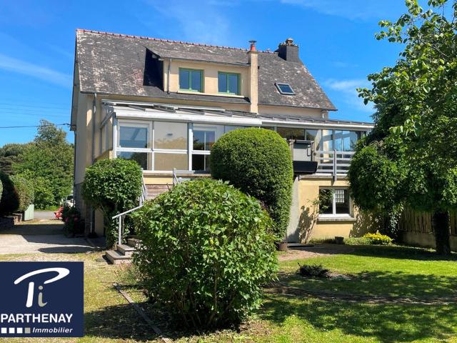 Maison 8 pièces 194 m²