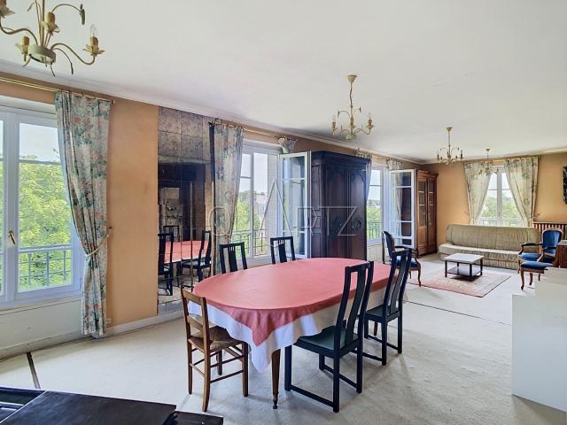 Maison 8 pièces 194 m²