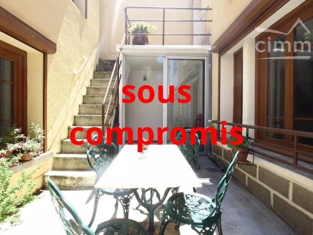 Maison 8 pièces 194 m²