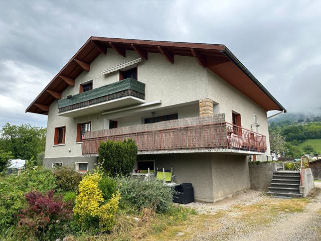 Maison 8 pièces 195 m²