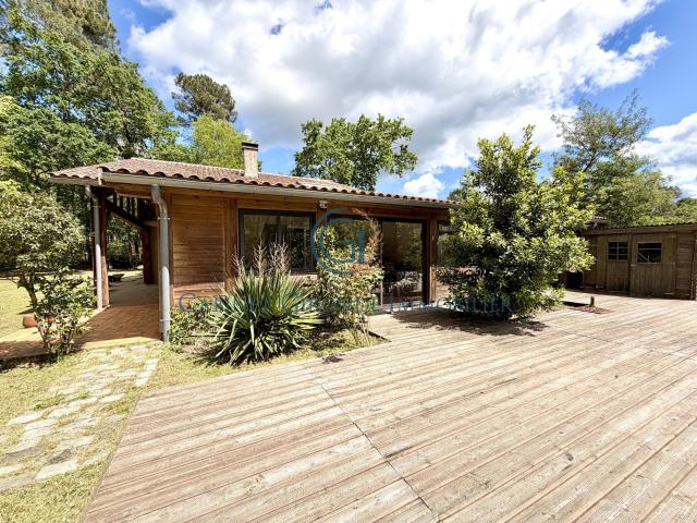 Maison 8 pièces 195 m²