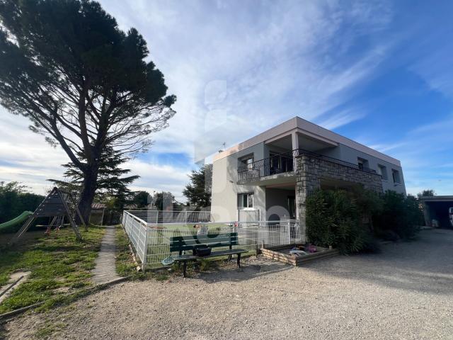 Maison 8 pièces 195 m²