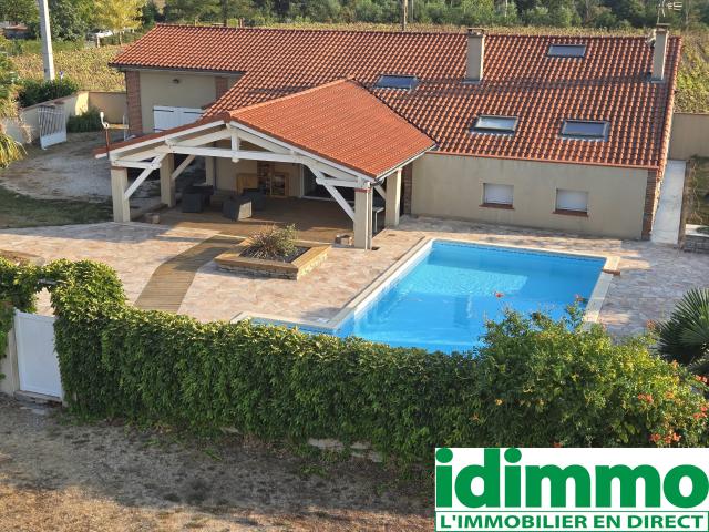 Maison 8 pièces 195 m²