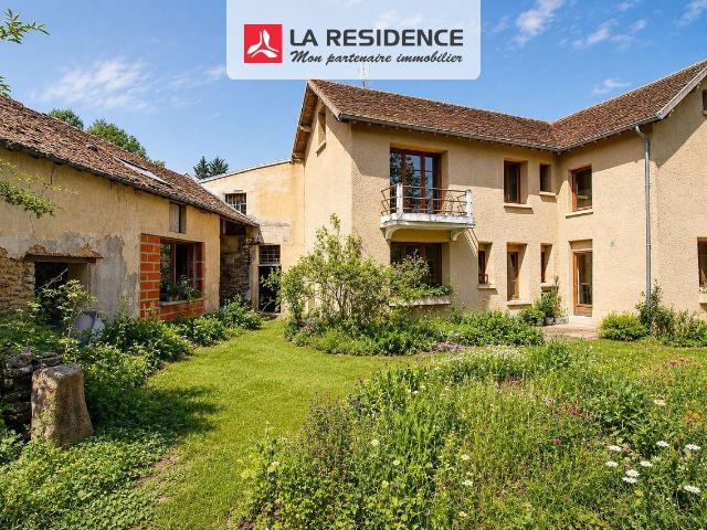 Maison 8 pièces 195 m²