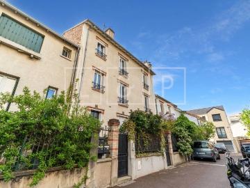 Maison 8 pièces 195 m²