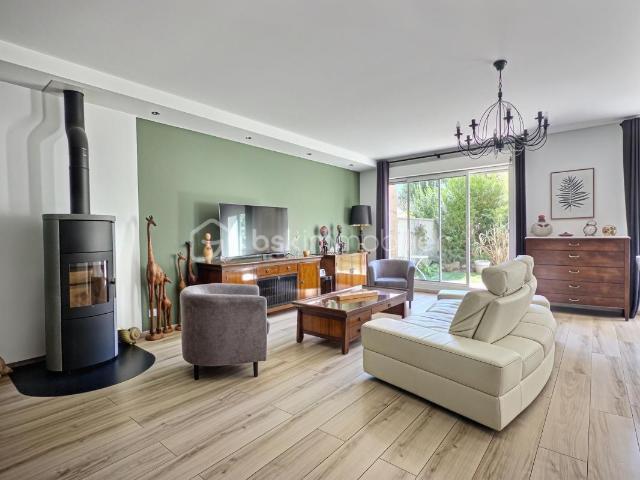 Maison 8 pièces 195 m²
