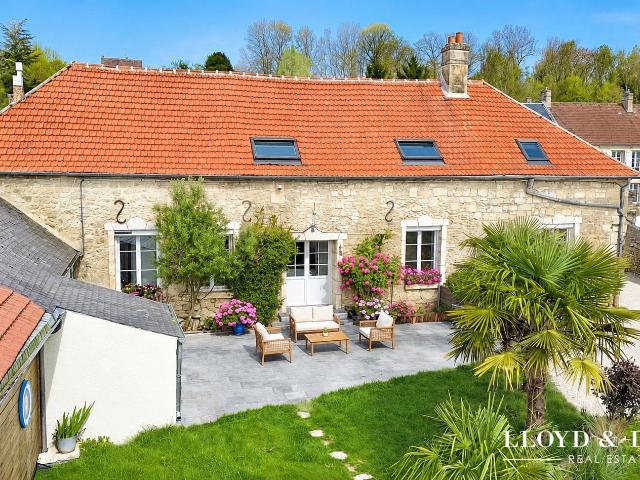 Maison 8 pièces 195 m²