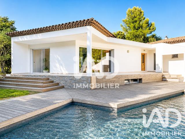 Maison 7 pièces 195 m²