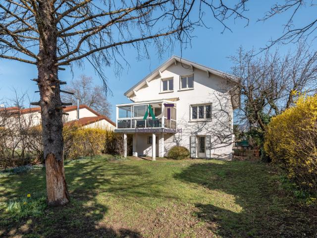 Maison 8 pièces 195 m²