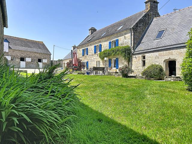 Maison 8 pièces 196 m²