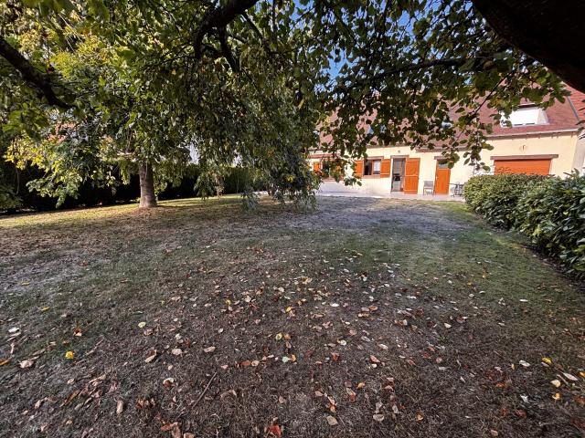Maison 8 pièces 196 m²