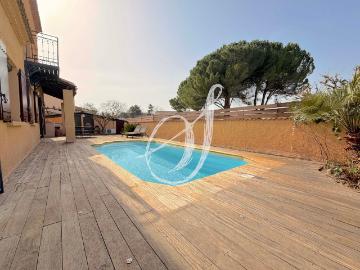 Maison 8 pièces 196 m²