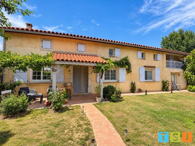 Maison 8 pièces 196 m²