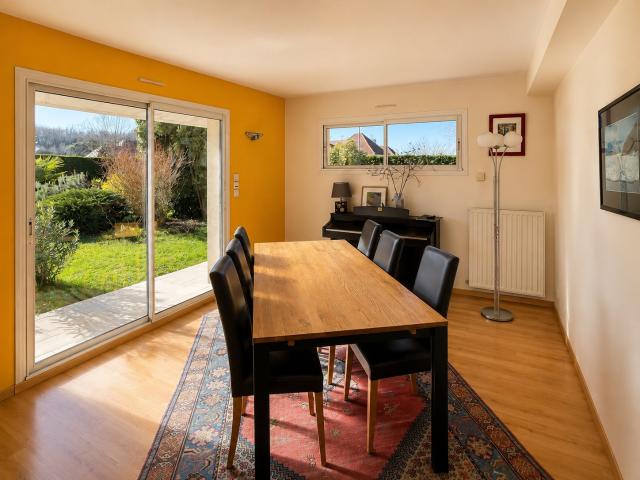 Maison 8 pièces 197 m2