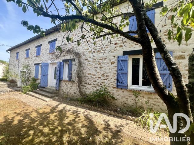 Maison 8 pièces 197 m²