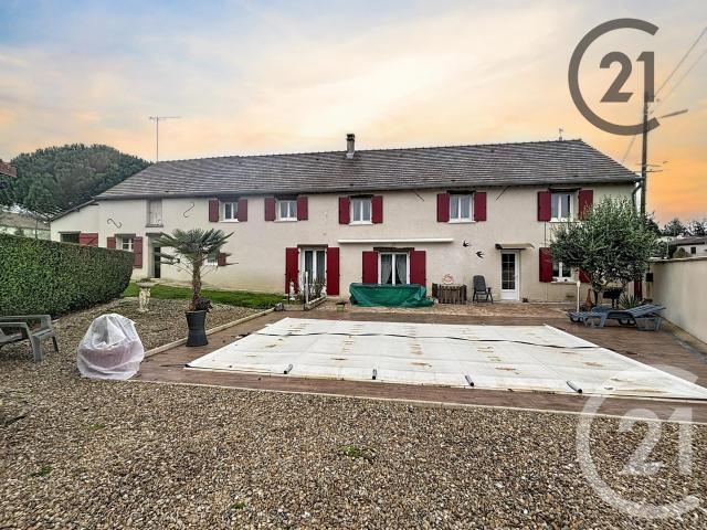Maison 8 pièces 197 m²