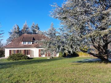 Maison 8 pièces 197 m²