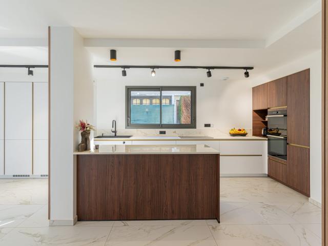 Maison 8 pièces 197 m²