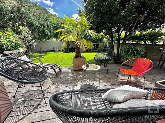 Maison 8 pièces 197 m²