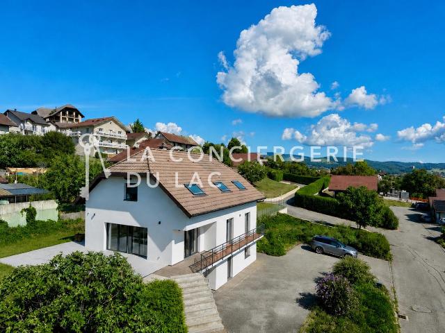 Maison 8 pièces 197 m²