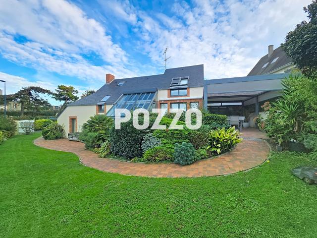 Maison 8 pièces 197 m²