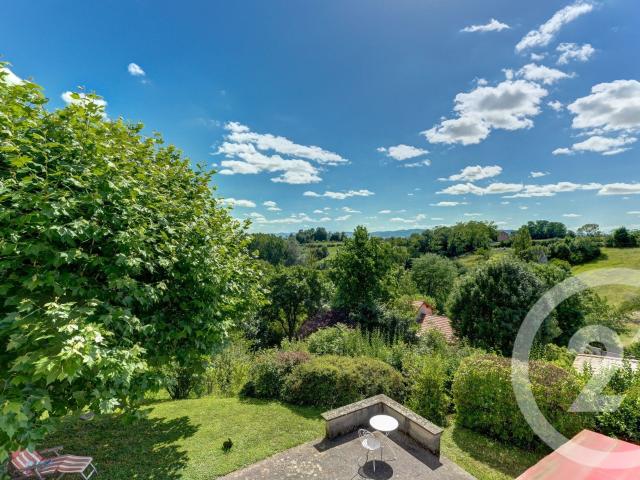 Maison 8 pièces 198 m²