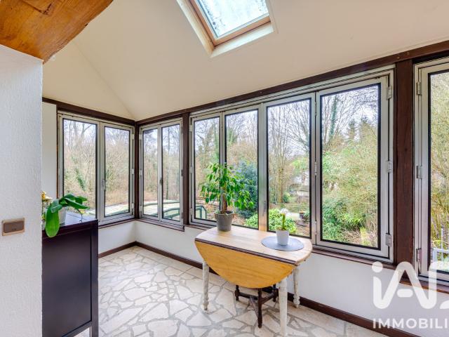 Maison 8 pièces 198 m²