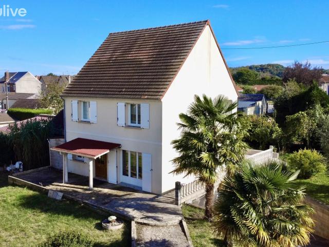 Maison 8 pièces 198 m²