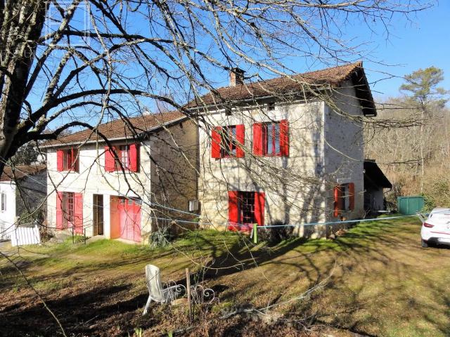 Maison 8 pièces 198 m²