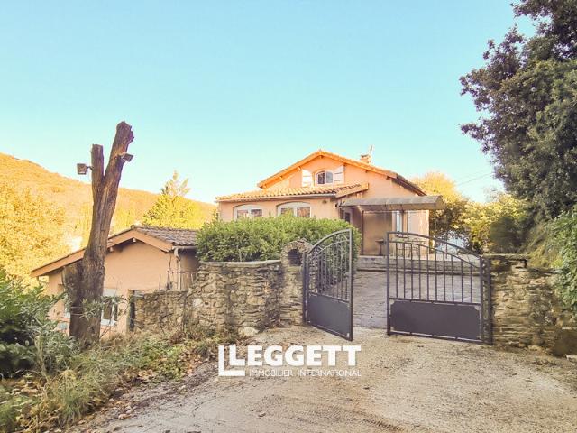 Maison 8 pièces 198 m²
