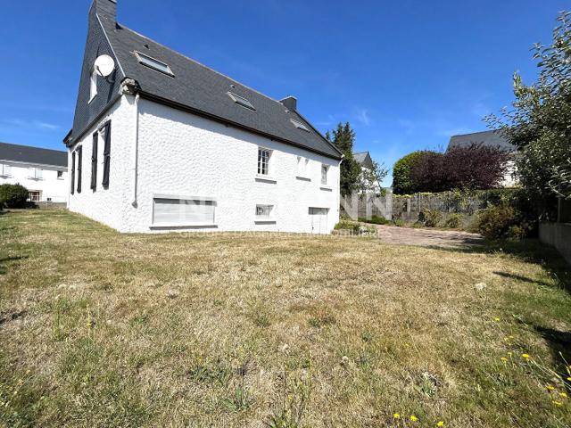 Maison 8 pièces 198 m²