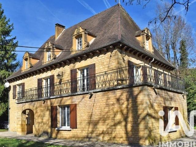 Maison 8 pièces 199 m²