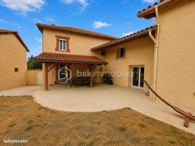 Propriété 8 pièces 195 m²