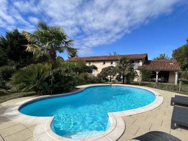 Maison 8 pièces 199 m²