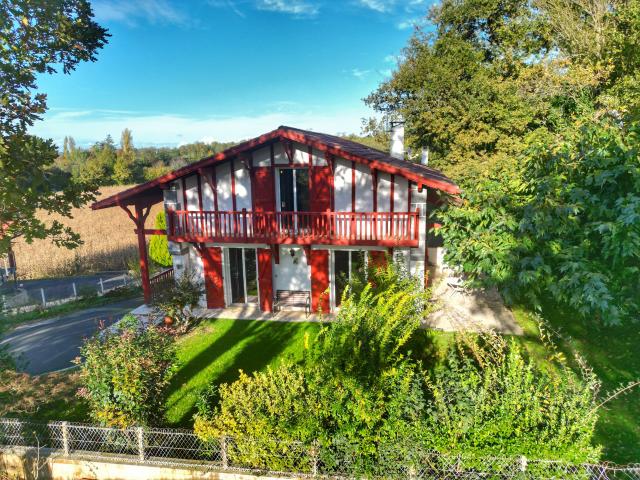 Maison 8 pièces 199 m²
