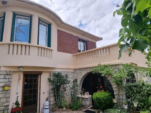 Maison 8 pièces