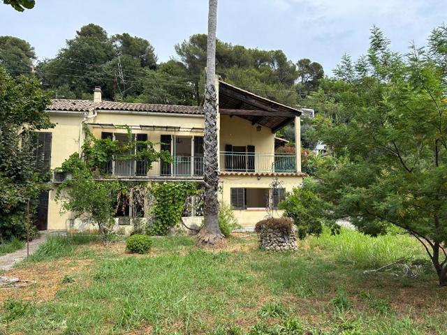 Maison 8 pièces 190 m²