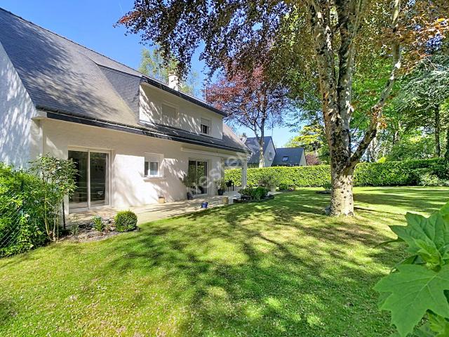Maison 8 pièces 190 m²