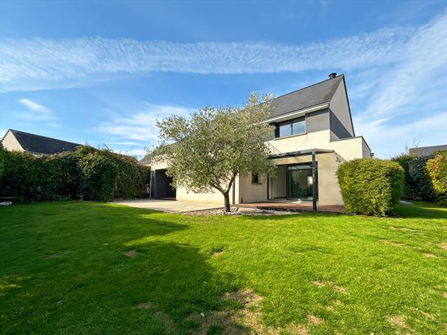 Maison 8 pièces 190 m²