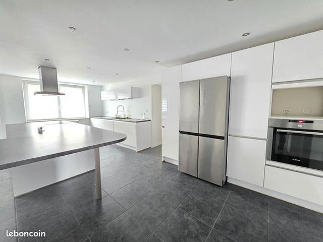 Maison 8 pièces 190 m²