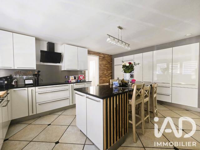 Maison 8 pièces 190 m²
