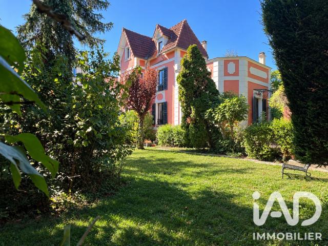 Maison 8 pièces 190 m²